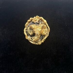 Tortolani Aries Ram Head Zodiac Vintage Brooch – Signed